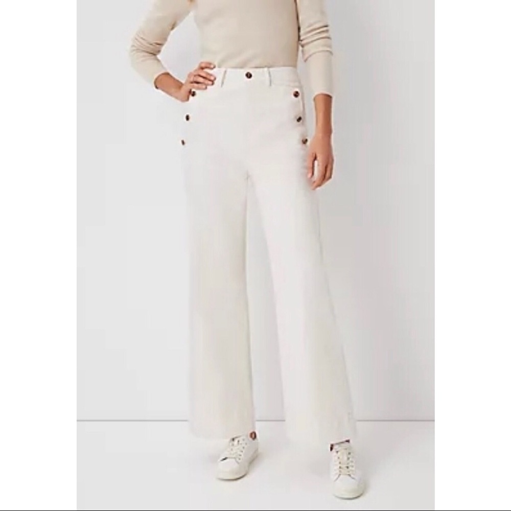 SAILOR BUTTON HIGH RISE TROUSER JEANS IN CREAM